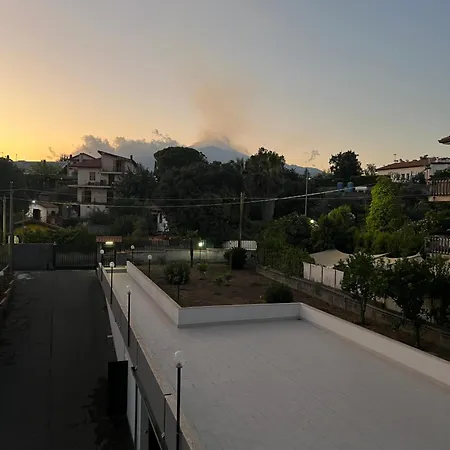 Santa House Διαμέρισμα Mascalucia